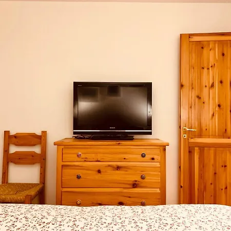 Con Gli Sci Ai Piedi Apartment