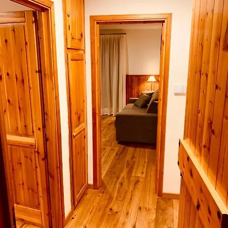 Con Gli Sci Ai Piedi Apartment